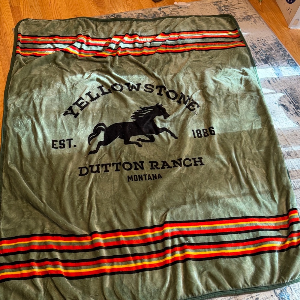 Yellowstone Dutton Ranch Olive Blanket